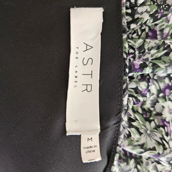 ASTR THE LABEL Asymmetrical Long Sleeve Smocked Ruffle Floral Maxi Dress Sz M - Picture 9 of 16